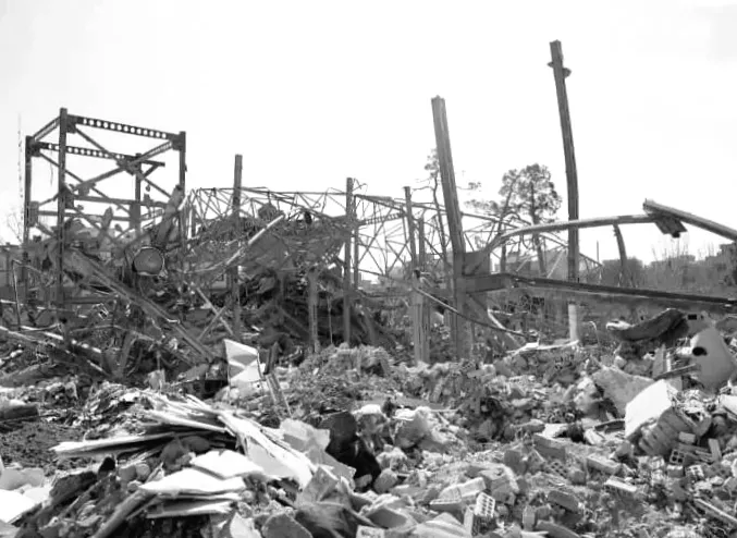 Мешканці Тегерану описують загрози, дефіцит та страх після смерті Хаменея.