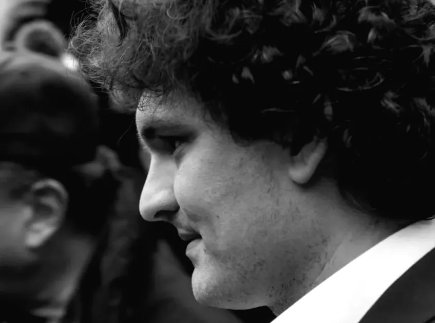 Каролін Еллісон, колишня дівчина Сема Бенкмен-Фріда, випущена після 440 днів у федеральному ув'язненні