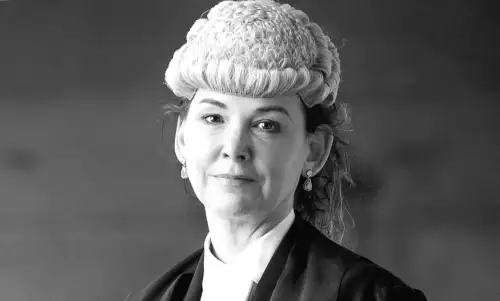 Чому лорд-адвокат дав короткі вказівки Свінні щодо обвинувачення Марелла?