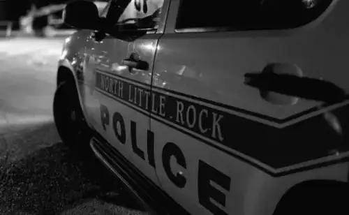 Поліція Північного Літл-Року розслідує вбивство на вулиці Магнолії.