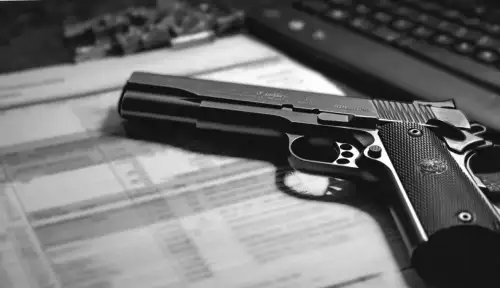 Законодавці вимагають пояснень від ATF щодо створення таємного реєстру зброї.