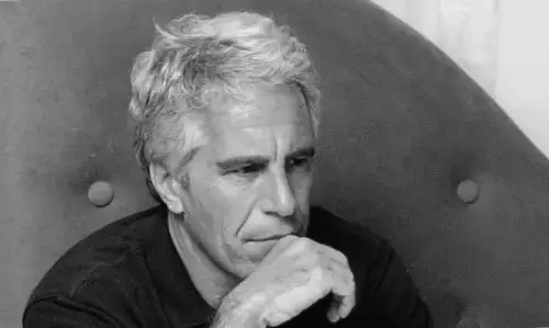 Епштейн ніколи не перебував у замку Гіллсборо, показують перевірки записів