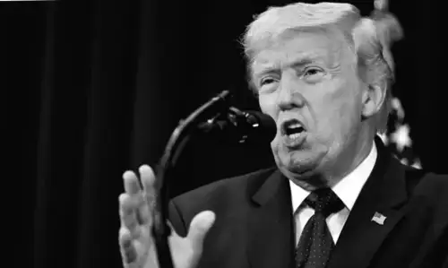 Критика Дональда Трампа за його висловлення щодо потоплених кораблів Ірану