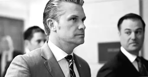 Піт Хегсет планує збір коштів для конгресмена від Республіканської партії під час війни з Іраном