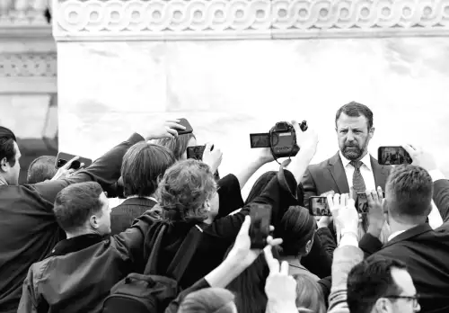 Хто такий Марквейн Маллін, кого Трамп висунув на заміну Крісті Ноем на посаді міністра внутрішньої безпеки?