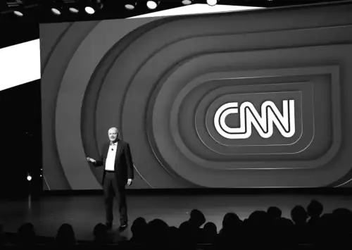 CNN потребує нових ідей, але не стане прихильником MAGA.