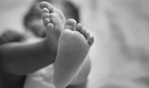 Лікарня призупинила послугу домашнього пологу після перегляду