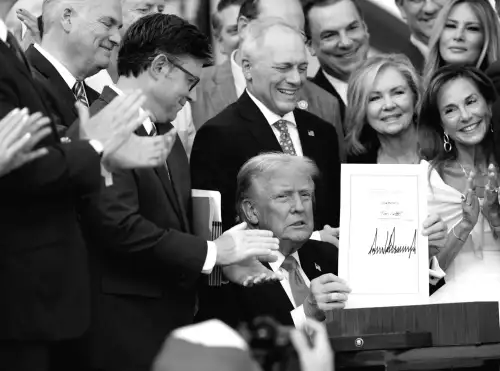 Групи демократів ведуть народну боротьбу проти податкових знижок Трампа